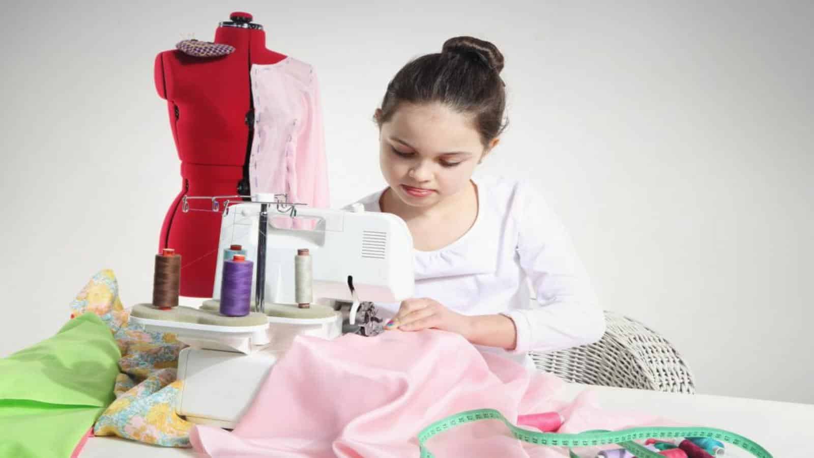 Best Singer Sewing Machine for Kids